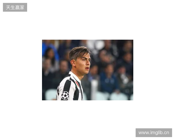 记者:曼联将同步推进新帅遴选,若卡里克战绩出色也会成为候选 记者:曼联将同步推进新帅遴选,若卡里克战绩出色也会成为候选