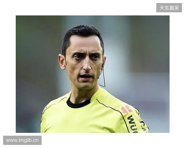 官方:穆努埃拉执法马竞vs巴萨一役,两队在其哨下均取22胜 官方:穆努埃拉执法马竞vs巴萨一役,两队在其哨下均取22胜