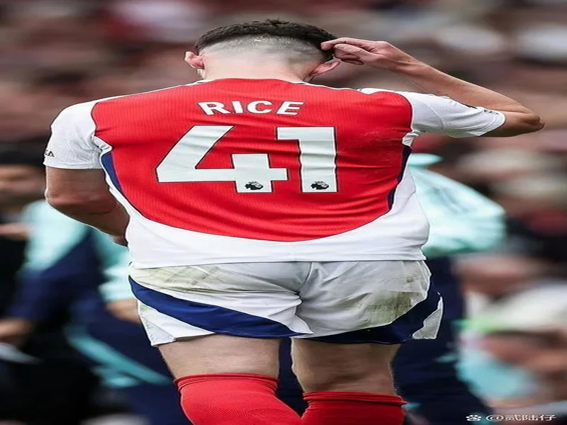 邮报：阿森纳正与布莱克本流浪者就17岁前锋蒂容进行谈判